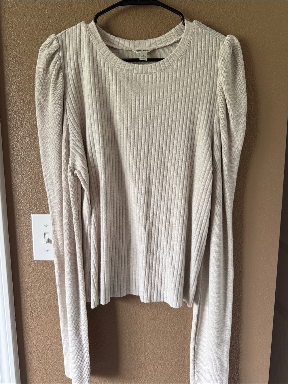 🥳 7/$10!! Ribbed Puff-Sleeve Sweater Top in Light Beige
